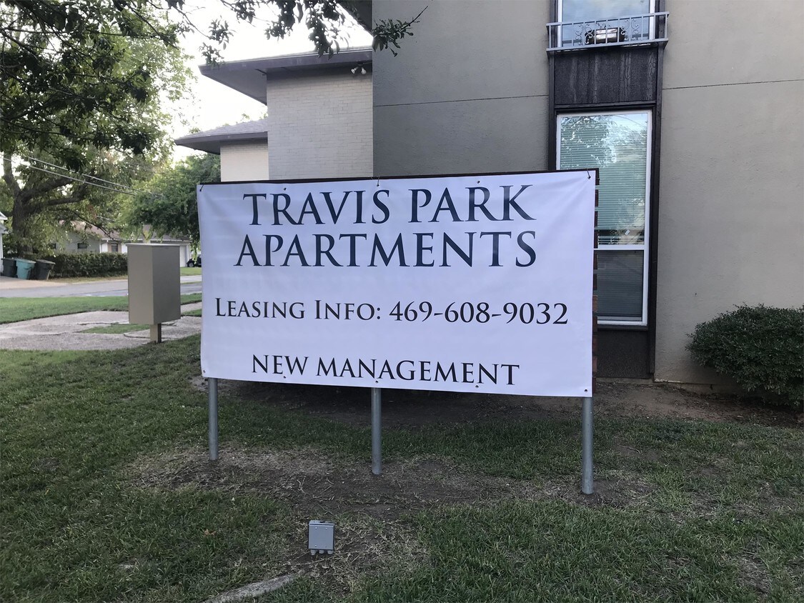 Foto del edificio - 826 S Travis St