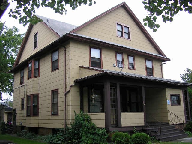 Building Photo - 1041-1043 Dewey Ave
