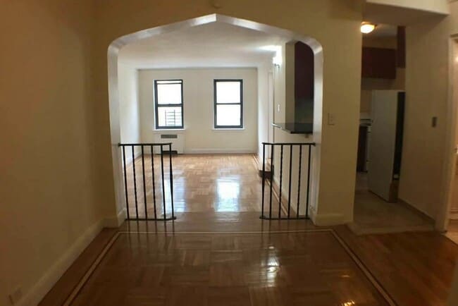 Building Photo - 105 Arden St