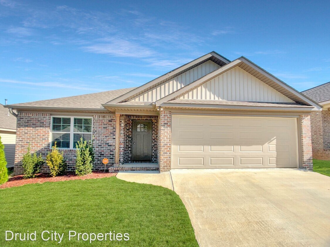 Primary Photo - 3 br, 2 bath House - 5360 University Garde...
