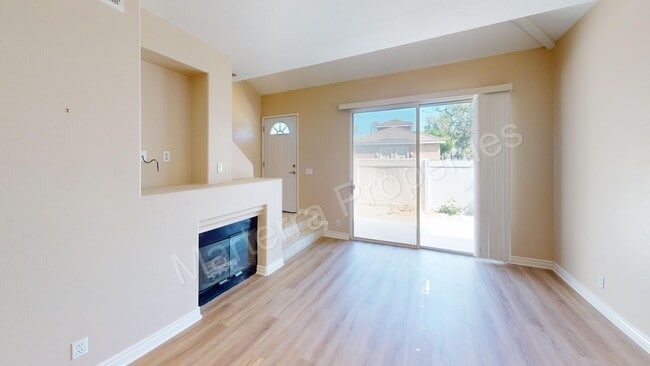 Photo - 2 Bedroom Condo in Anaheim Hills