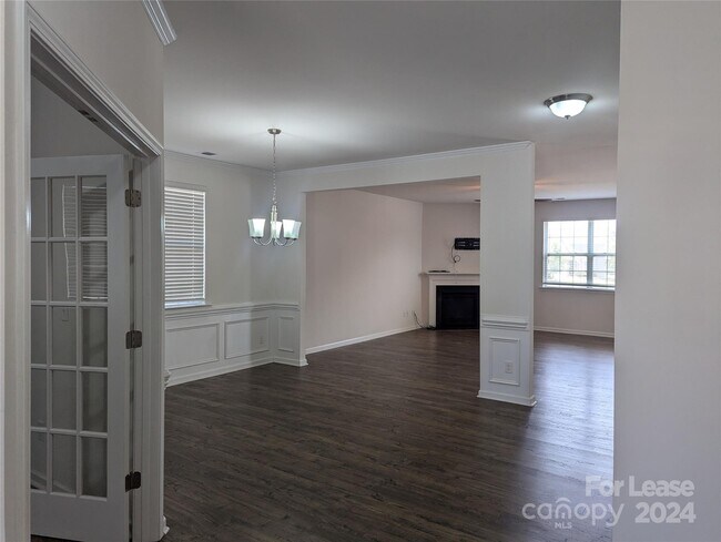 Foto del edificio - 116 Gray Willow St