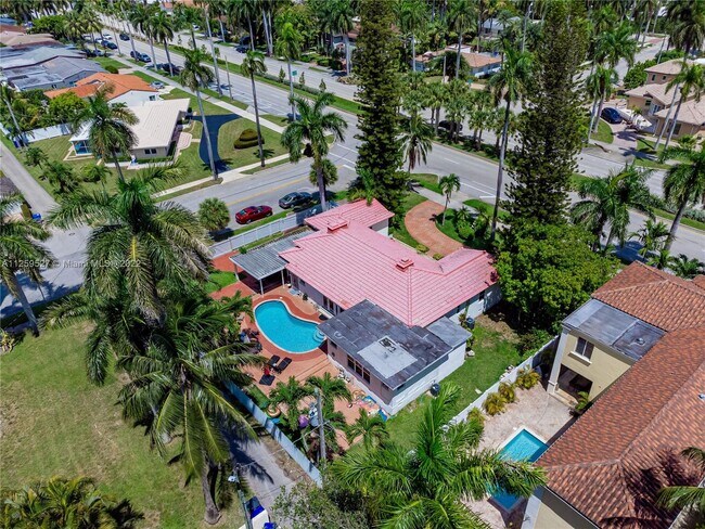 2022 SEP SO FLO Real Estate Group 1156 Hollywood Blvd # 1156 HOLLYWOOD, FL 33019-1502 - 1156 Hollywood Blvd