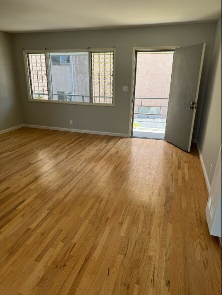 Foto principal - 1815 Greenfield Ave