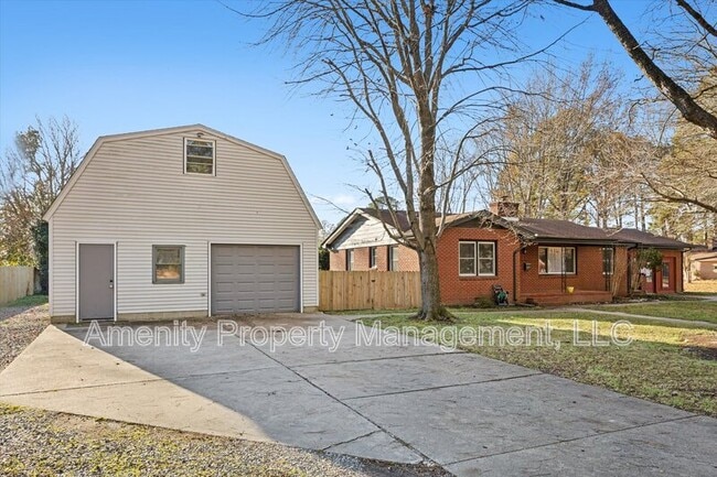 Foto del edificio - 139 Nicewood Dr