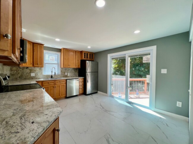 Building Photo - 12311 Sturdee Dr