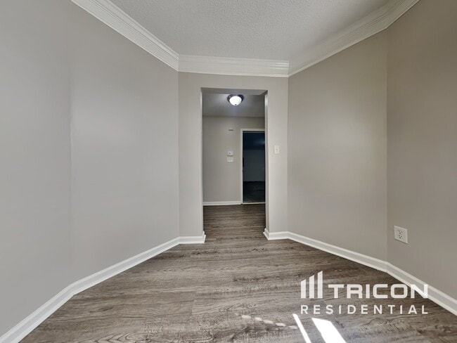 Building Photo - 6562 Lake Mill Trace Lithonia GA