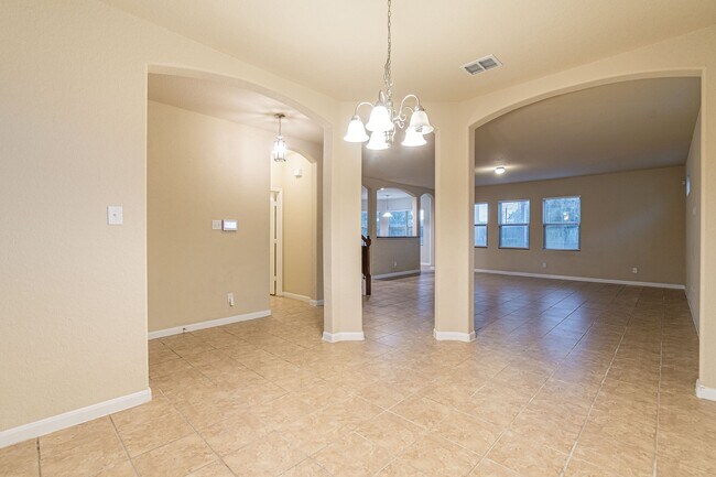 Foto del edificio - 6802 Fort Bend