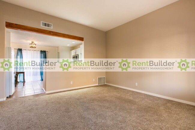 Foto del edificio - CALL US TODAY AT (505) 808-6467 TO SCHEDUL...