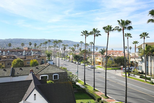 Building Photo - Riviera Vista Apartments