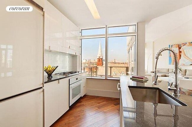 Foto del edificio - 10-17-17 Jackson Ave