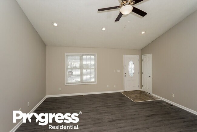 Building Photo - 263 Agin Way