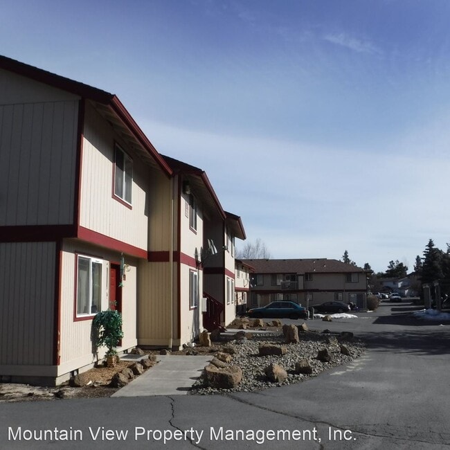 Building Photo - 1265 NE Purcell Blvd