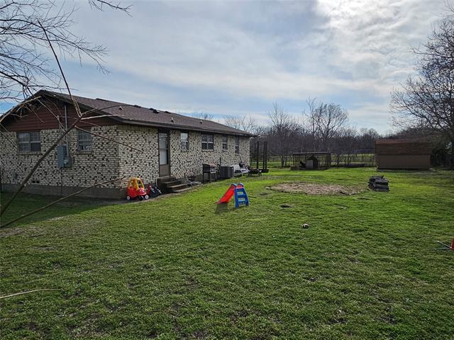 Building Photo - 974 Adays Rd
