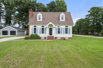 Building Photo - 933 Beechwood Dr