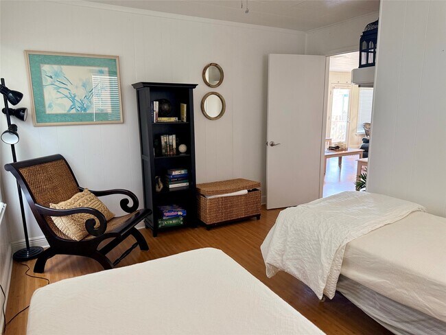 Building Photo - 12925 John Reynolds Rd