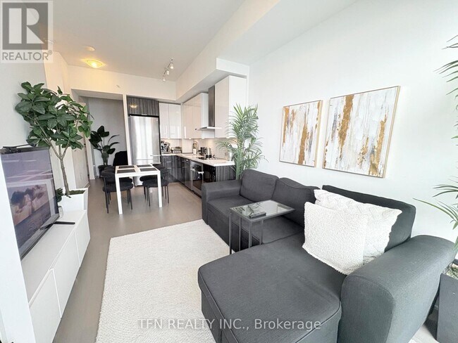 Building Photo - 20-4520 Shore Breeze Dr