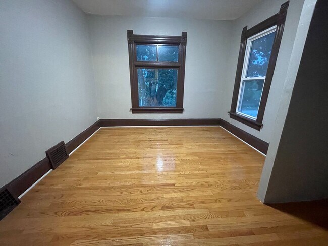 Foto del edificio - 2945-2947 N. 8th St. (Duplex)