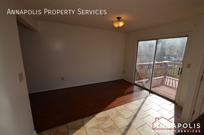 Building Photo - 2110 colonel way
