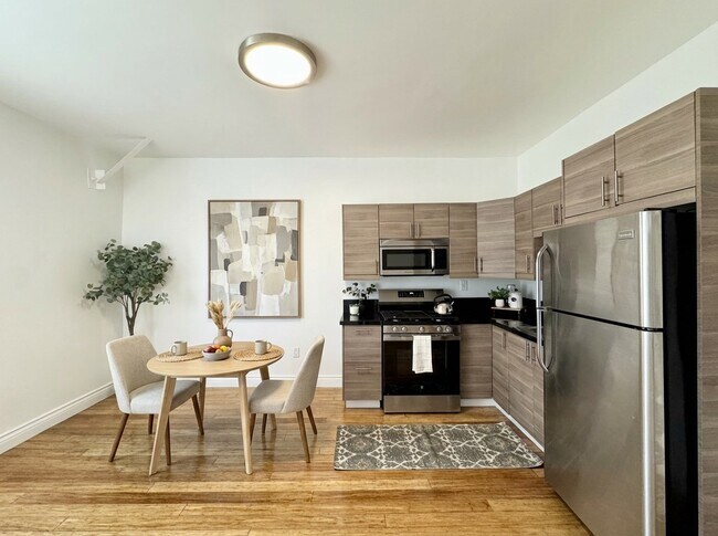 Building Photo - 1101 Westerly Terrace