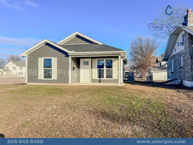 Building Photo - NEW 2 BEDROOM IN JOPLIN