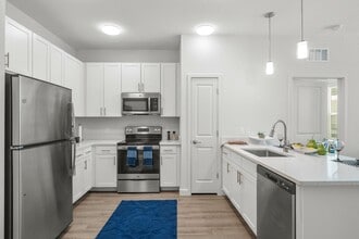 Building Photo - Gallery3100