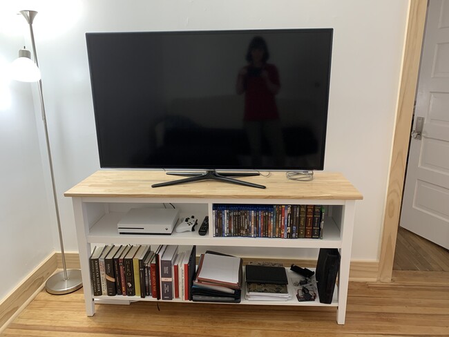 55” TV - 322 E 19th St