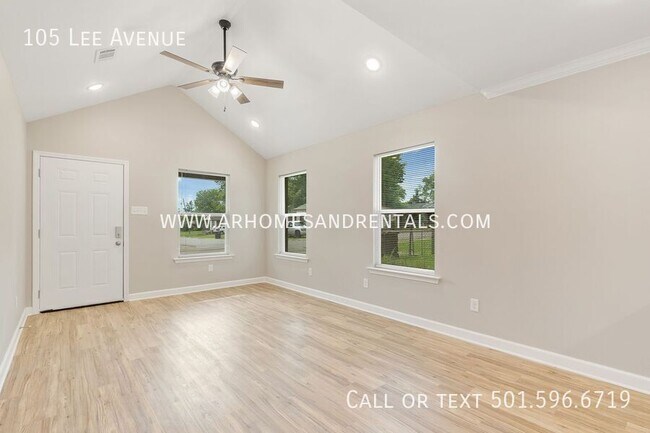 Foto del edificio - 105 Lee Ave