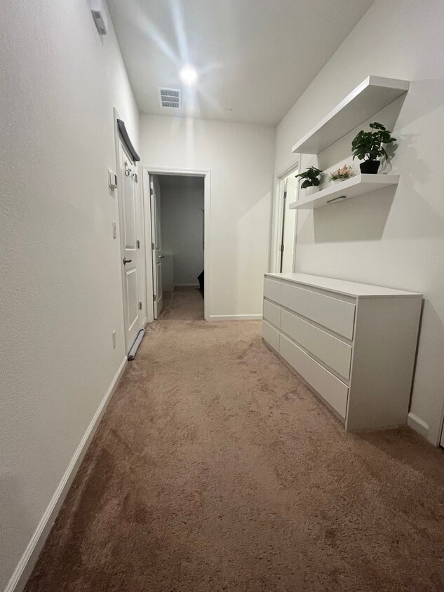 Foto del edificio - 8073 Bossa Nova Way