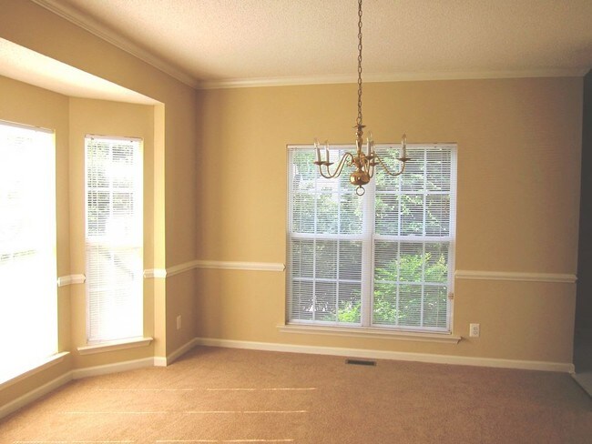 Building Photo - 2-Story Home in Waterford Green Subdivision