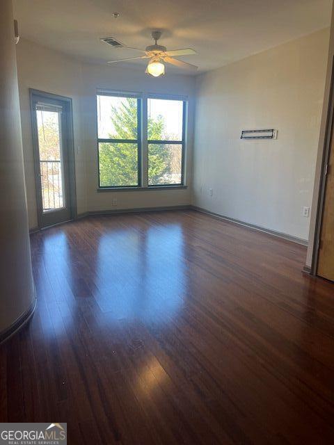 Foto del edificio - 898 Oak St SW