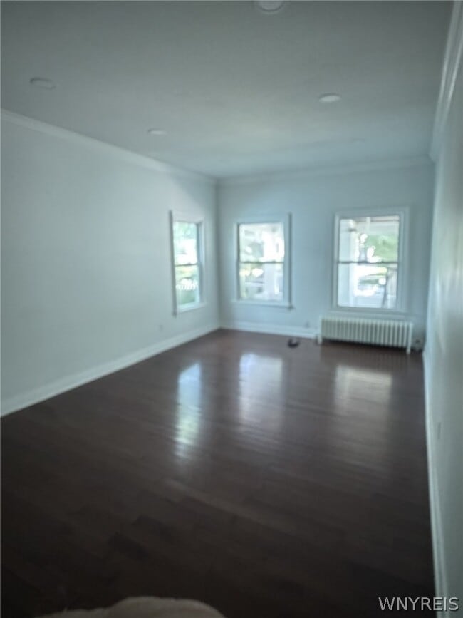 Building Photo - 212 Richmond Ave