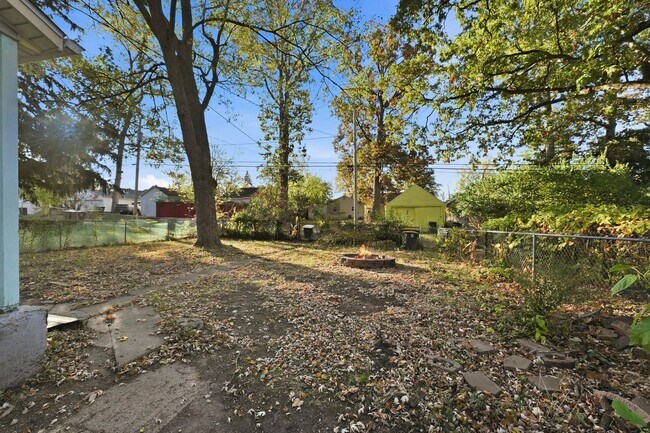 Foto del edificio - New 2 bedroom house listing!