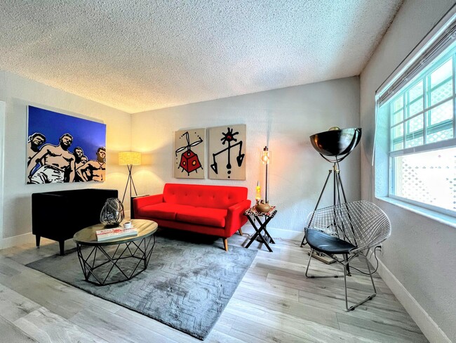 Foto del edificio - 2660 NE 8th Ave