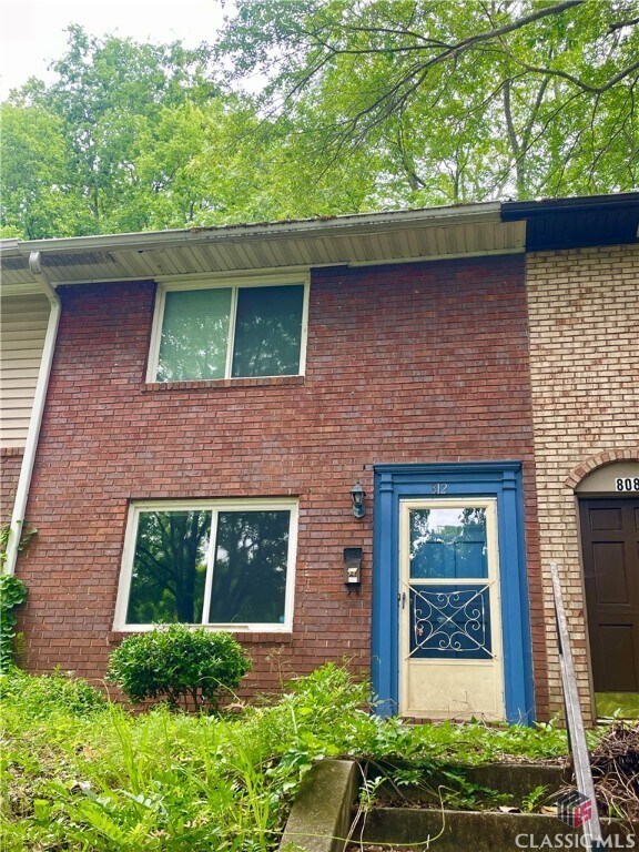 Primary Photo - 812 College Ave