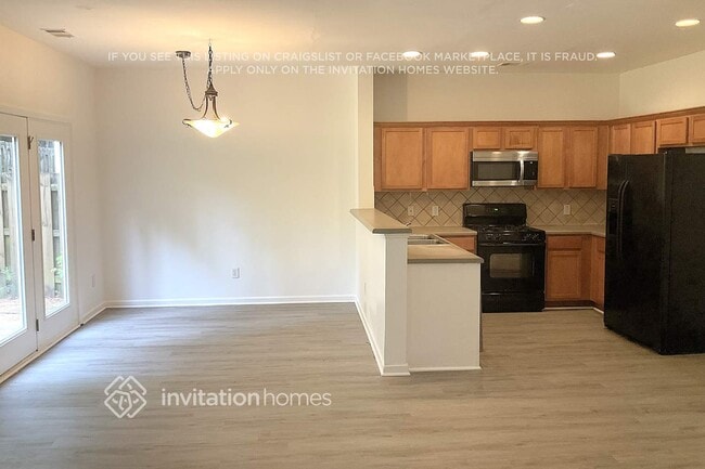 Foto del edificio - 116 Creekwood Tr