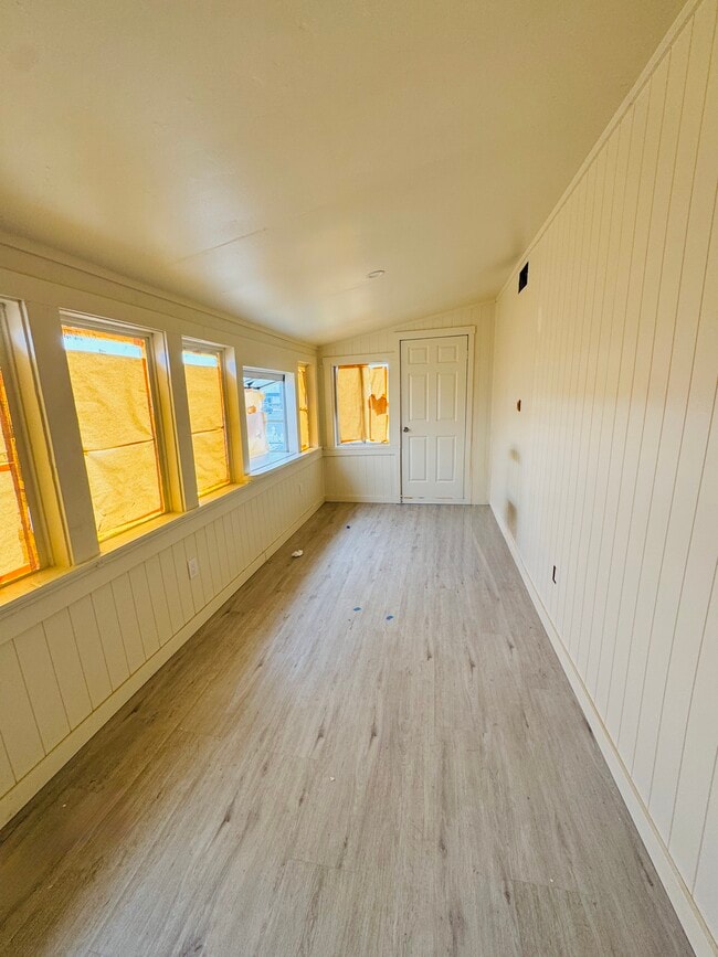 Sunroom/Bonus Room - 16203 Orange Ave