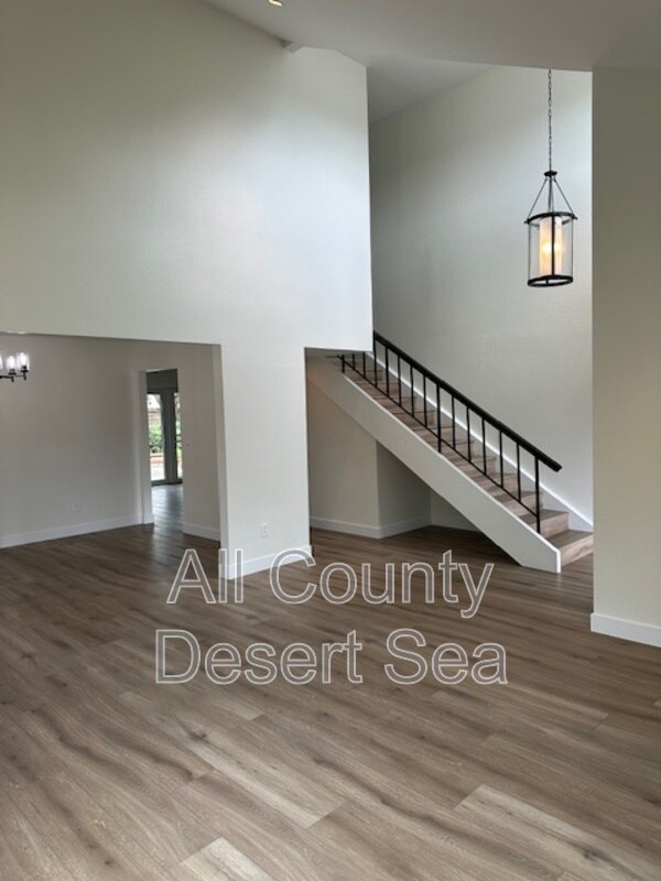 Building Photo - 17962 Wellbank Ln