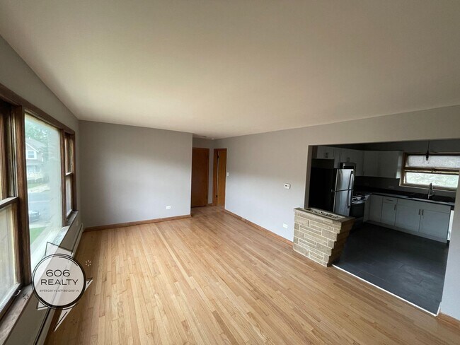 Foto del edificio - Fully Remodeled Apt on Harlem!