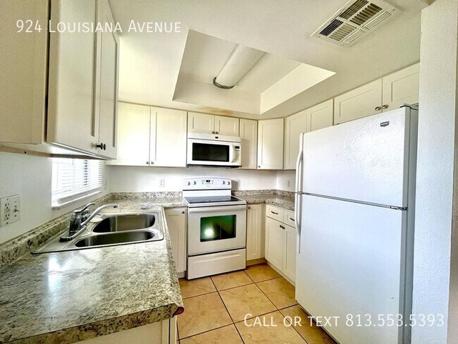 Foto del edificio - 924 Louisiana Ave