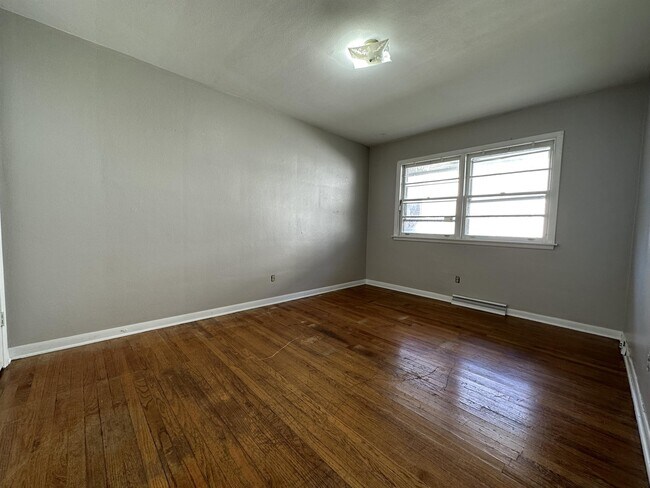 Foto del edificio - 1722 Remington Rd
