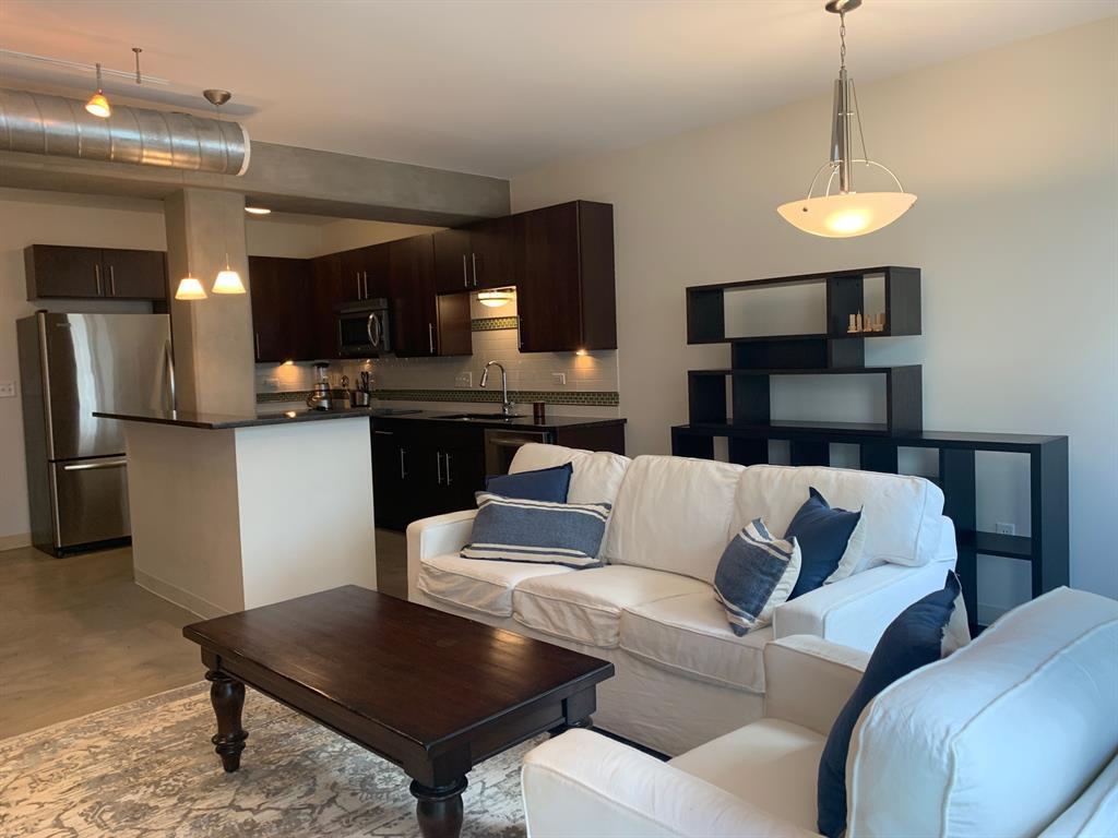 Foto principal - 800 Brazos St