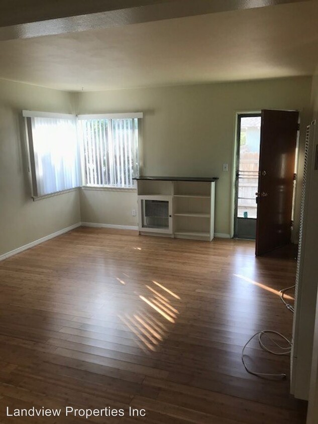 Primary Photo - 235 W Olive Ave