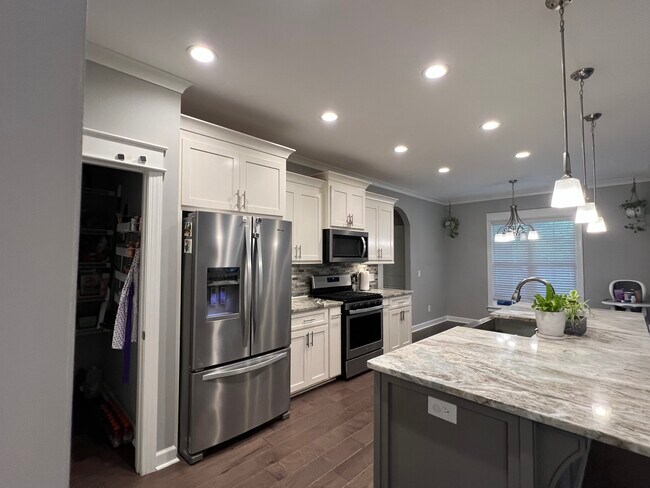 Foto del edificio - 1104 Legacy Dr