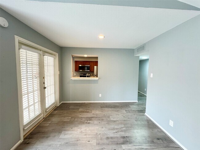 Foto del edificio - 14600 Fonmeadow Dr