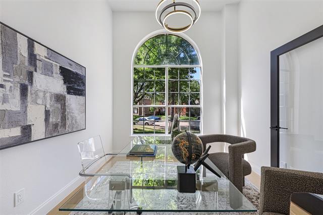 Foto del edificio - 3933 Harbor Dr