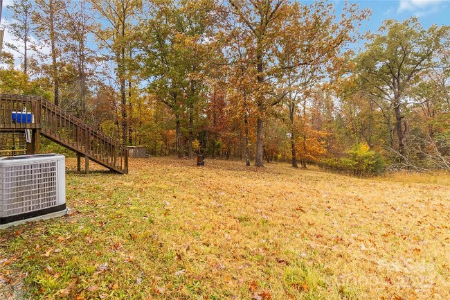 Building Photo - 2420 Creekside Dr