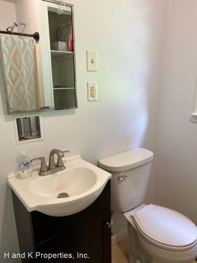 Building Photo - 2 br, 1 bath House - 146 Chicory Lane