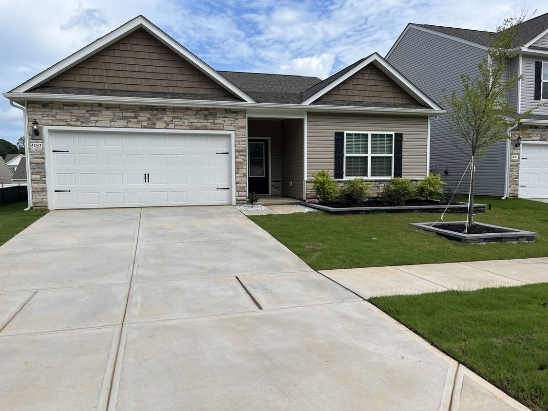 Primary Photo - Brand New 3 Bedroom Ranch in East Charlotte