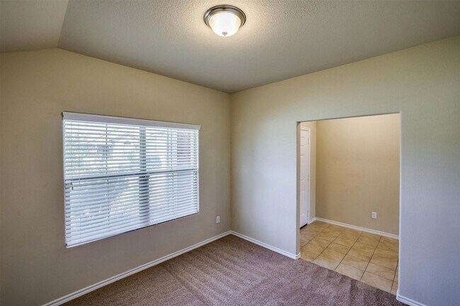 Foto del edificio - 6348 Eagle Lake Ct